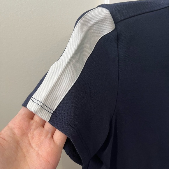 Monki short sleeve zipper polo mock-neck shirt - Picture 6 of 6